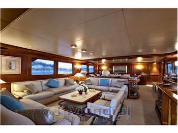 Codecasa 33 Charter