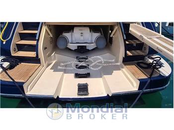 Riva 72 Splendida Charter