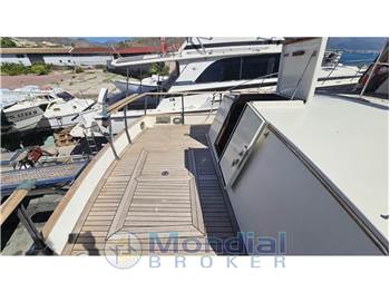 Grand Banks 42