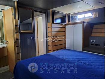 Cantieri di Pisa Akhir 18 F.B.