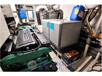 Pacific Prestige 200