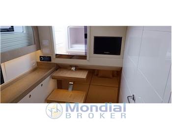 Domina 42 walkaround