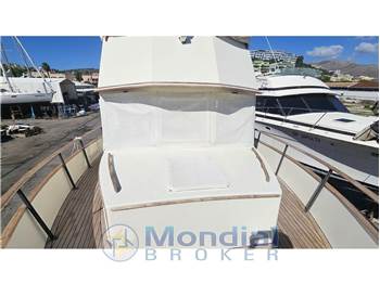 Grand Banks 42