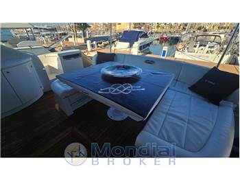 Pershing 62