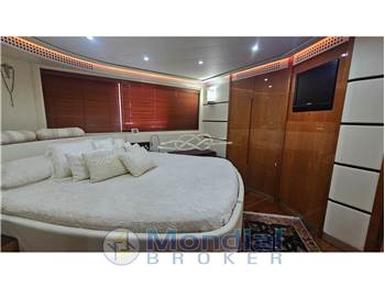 Pershing 62