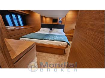 Sundeck Yachts 550