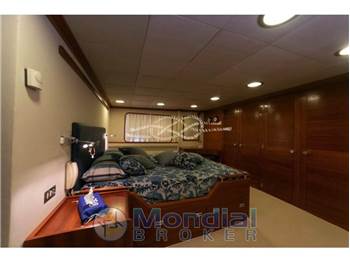 Camper & Nicholson 40 CHARTER