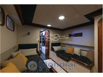 Camper & Nicholson 40 CHARTER