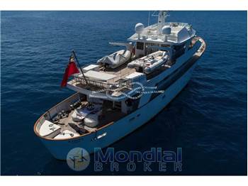 Camper & Nicholson 40 CHARTER