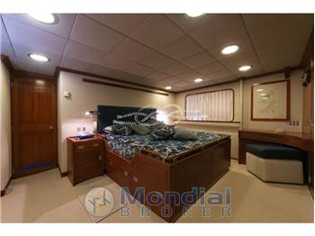 Camper & Nicholson 40 CHARTER