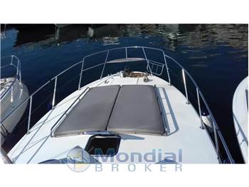 Magnum Marine 38 Sport Fisherman