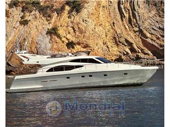 Ferretti 530