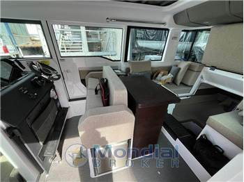 Axopar 37 XC Cross Cabin