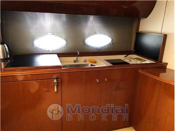Princess Yachts V50