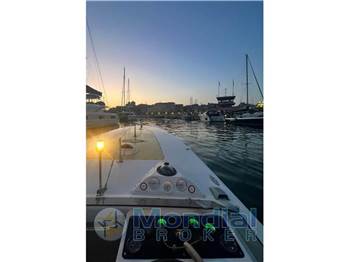 Magnum Marine 27
