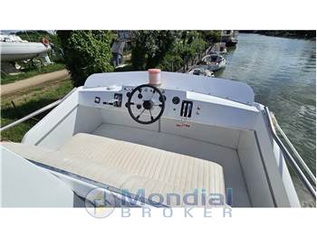 Chris Craft 37 Corvette