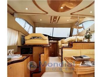 Ferretti 530