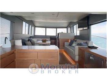 Sundeck Yachts 550