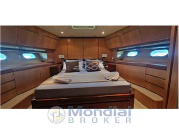Cantieri Navali Arno Leopard 24 HT CHARTER