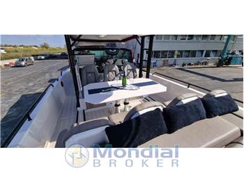 Axopar 37 T-Top Brabus