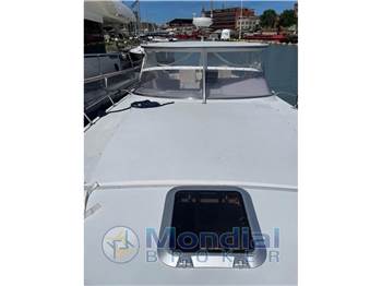 Magnum Marine MAGNUM 40