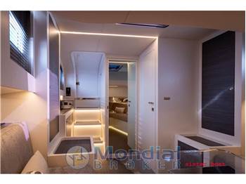 Domina 42 walkaround