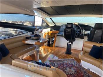 Pershing 62