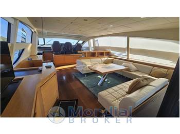 Pershing 80