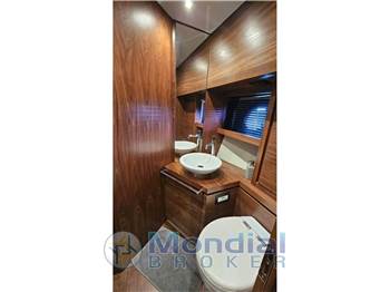Sundeck Yachts 550