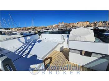 Sundeck Yachts 550