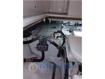 Magnum Marine 40
