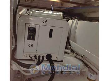 Magnum Marine 40