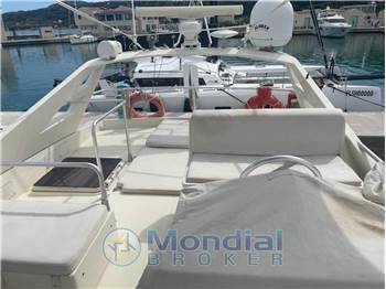 Ferretti 54