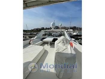 Sanlorenzo 82