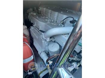 Cantieri Estensi Goldstar 420