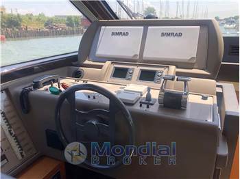 Ferretti 500