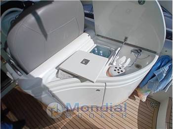 Pershing 43