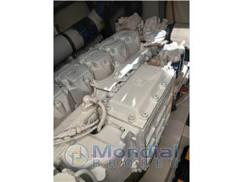 Pershing 43