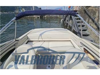 Sea Ray 210 OVERNIGHTER