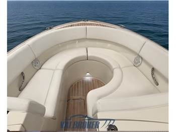 Chris Craft LAUNCH 32