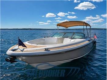 Chris Craft LAUNCH 32