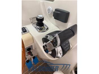 Chris Craft LAUNCH 32