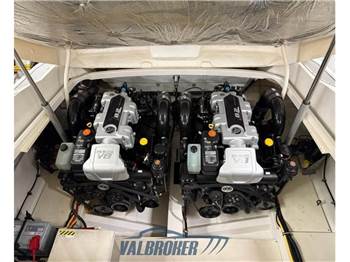 Chris Craft LAUNCH 32