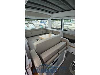 Axopar 37 XC Cross Cabin