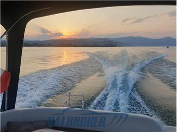 Four Winns Vista 328