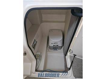 Sea Ray 250 SLX
