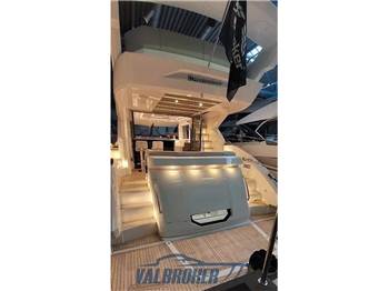 Sunseeker Manhattan 55