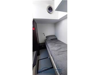 Sunseeker Manhattan 55