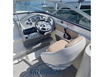 Bayliner 702 Cuddy