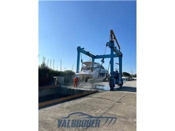 Sessa Marine C3X - Hard top